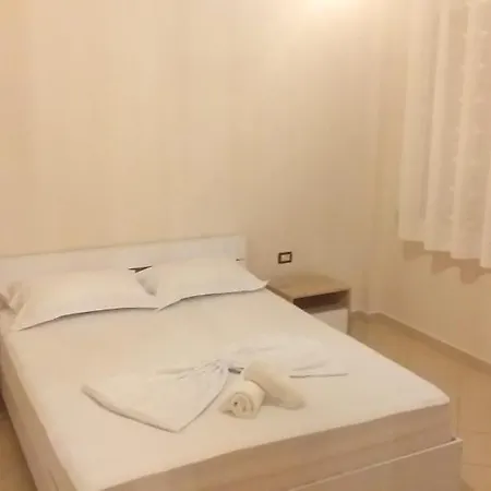 Vlora Apartament Appartement *
