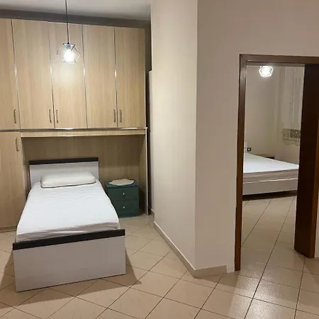 Vlora Apartament Appartement *